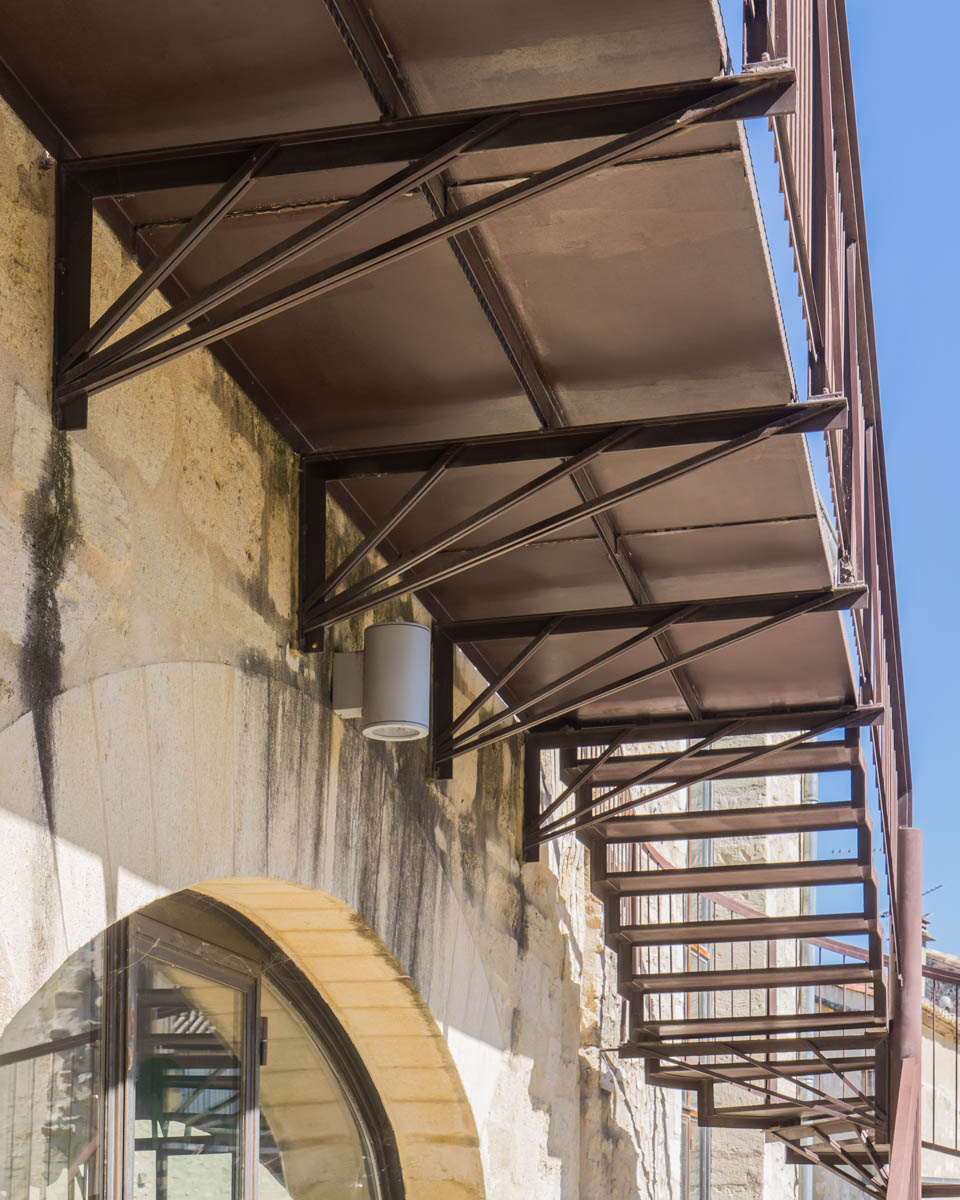 Design references Aimargues Cenrte Culturel Montpellier Mollineli Metalwork photo 7></a>
			<a href=