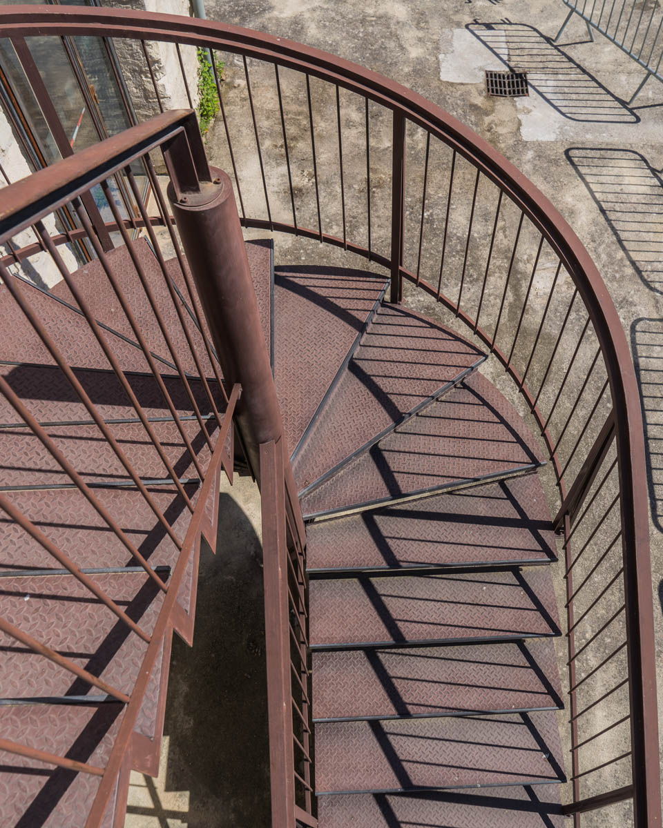 Design references Aimargues Cenrte Culturel Montpellier Mollineli Metalwork photo 11></a>
			<a href=