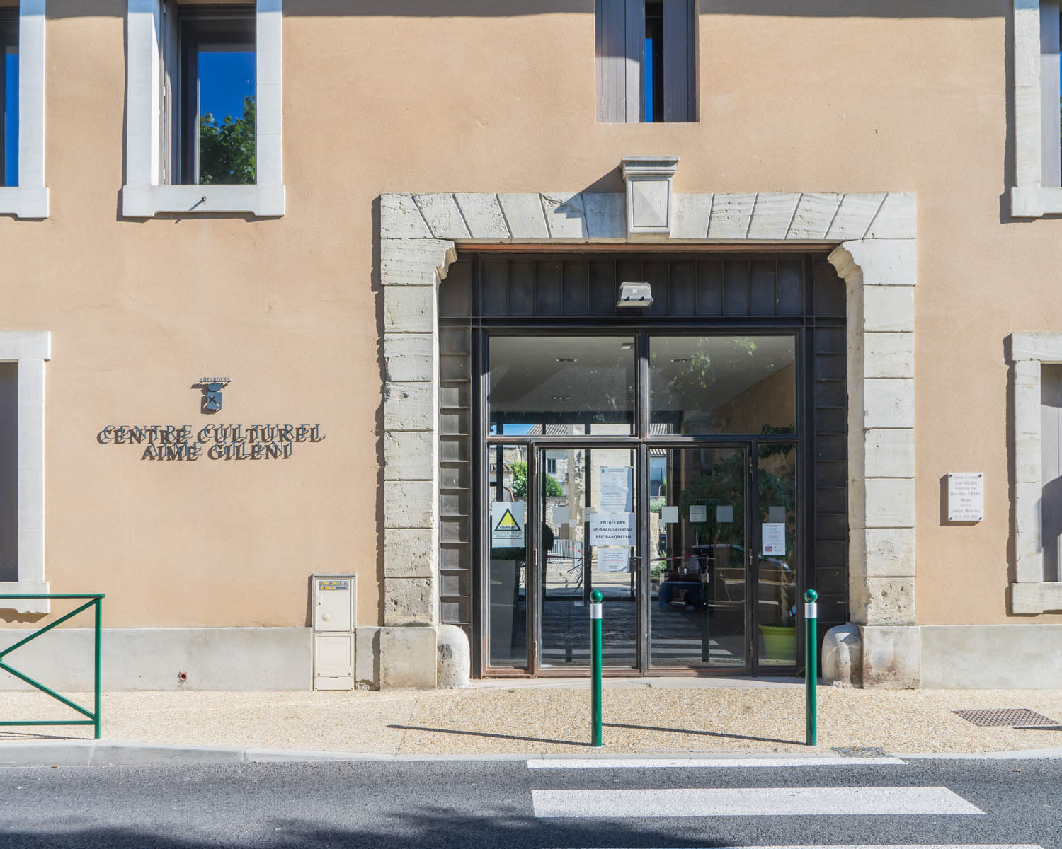Design references Aimargues Cenrte Culturel Montpellier Mollineli Metalwork photo 21></a>
		</div>
	</section>
</main>
<!-- footer -->
<footer role=