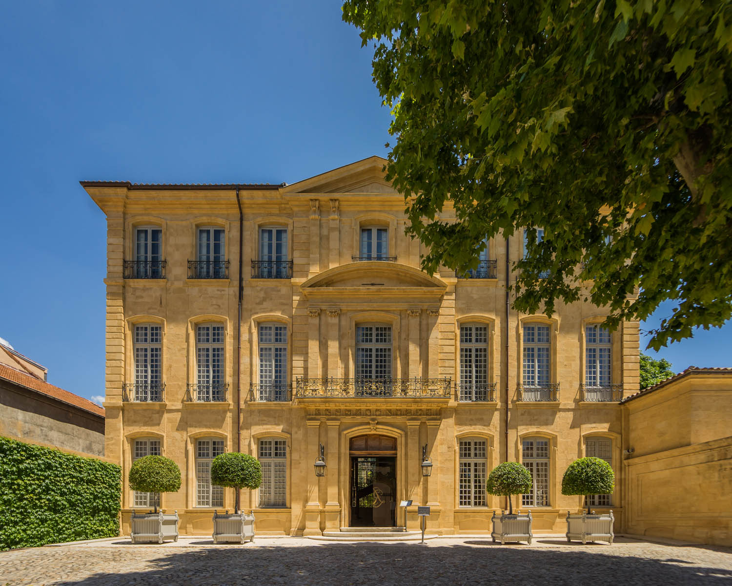 Hôtel de Caumont Aix-en-Provence Patrimony references Mollinelli metalwork in Combas photo 2